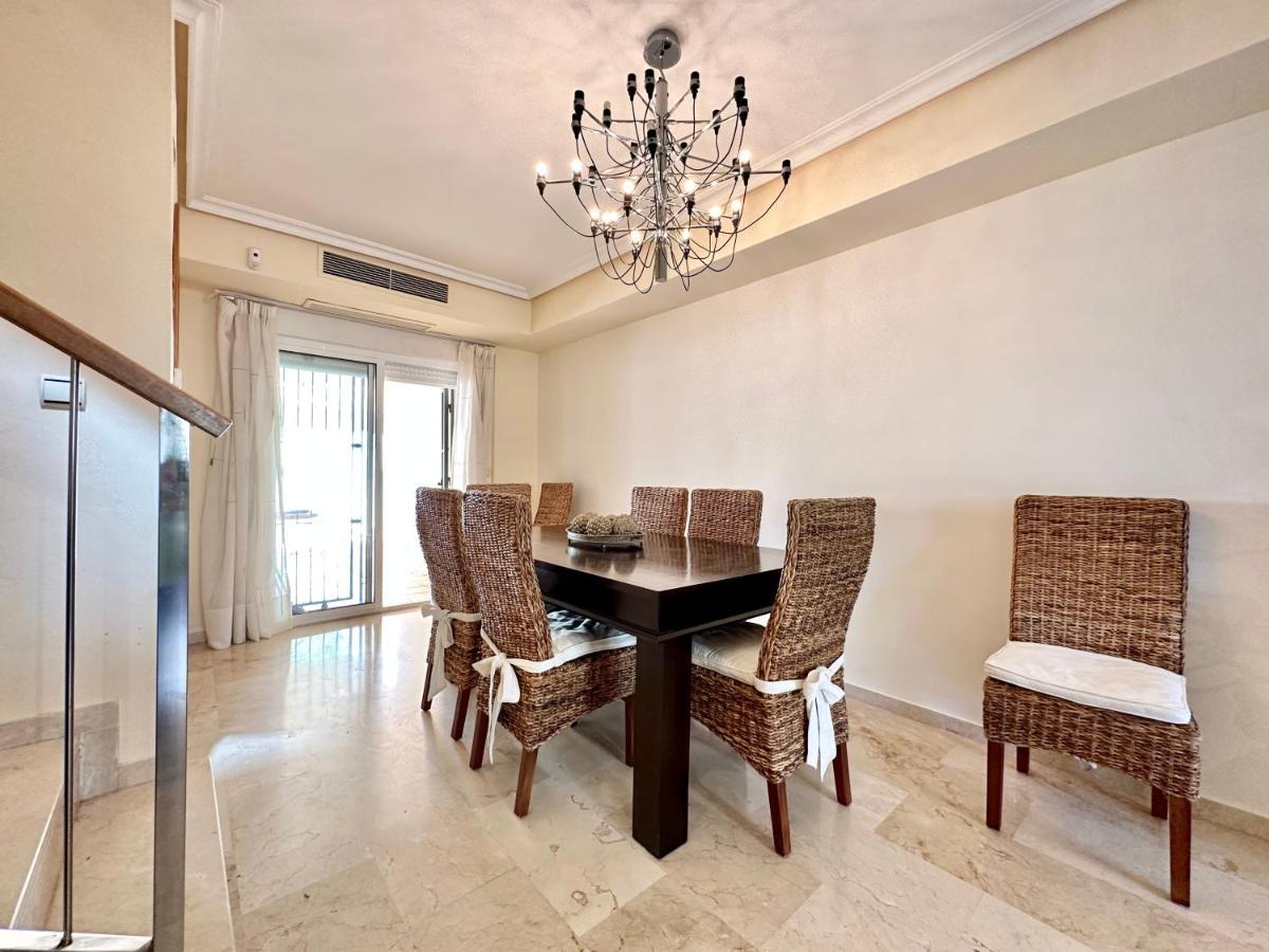El Arenal Townhouse By The Beach With Swimming Pool - Eaw Homes Marbella Exteriör bild