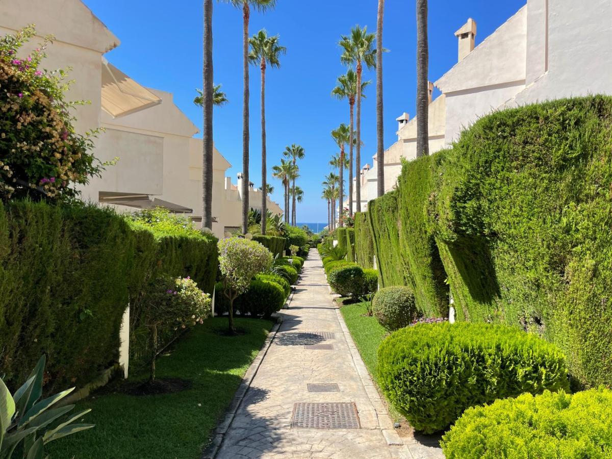 El Arenal Townhouse By The Beach With Swimming Pool - Eaw Homes Marbella Exteriör bild