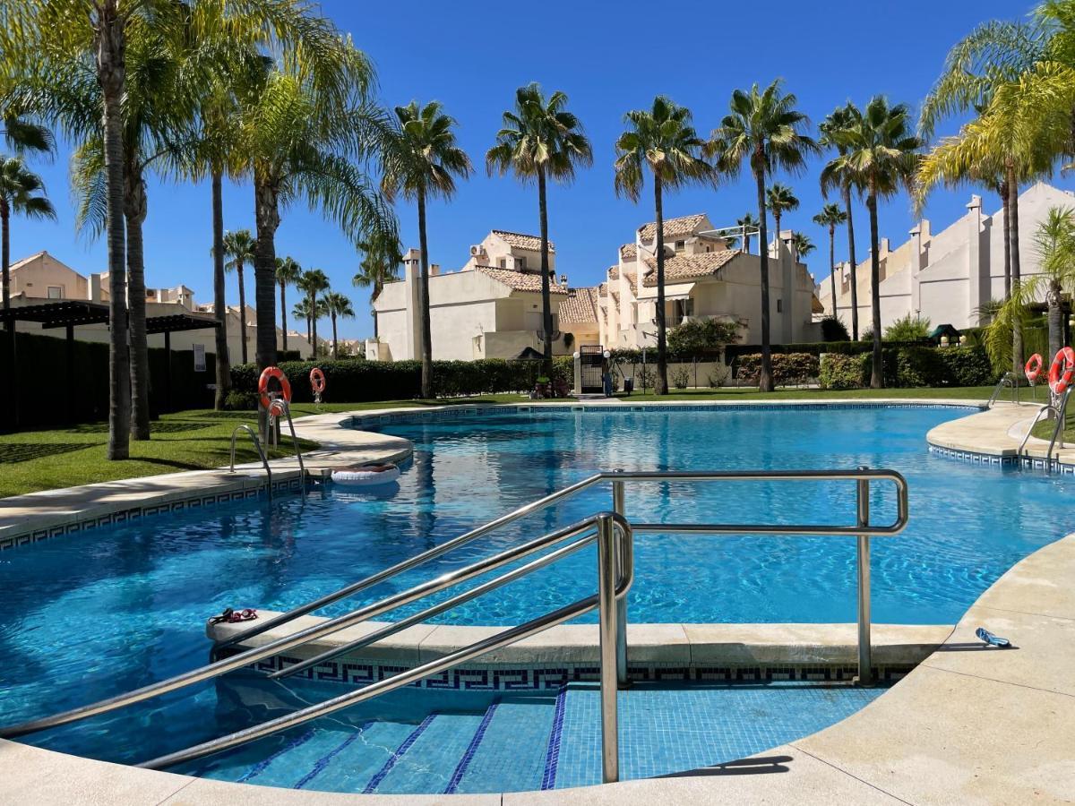 El Arenal Townhouse By The Beach With Swimming Pool - Eaw Homes Marbella Exteriör bild