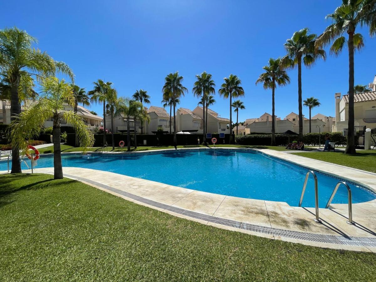 El Arenal Townhouse By The Beach With Swimming Pool - Eaw Homes Marbella Exteriör bild