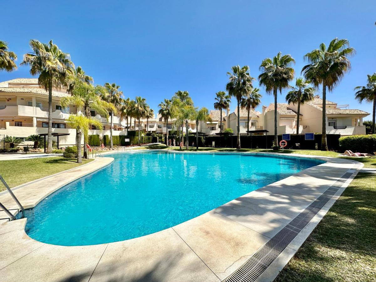 El Arenal Townhouse By The Beach With Swimming Pool - Eaw Homes Marbella Exteriör bild